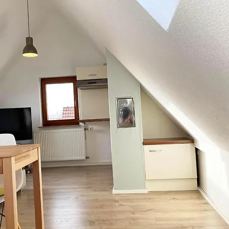 Gemuetliche 2 Zimmerwohnung Mit Tv Und Wlan Wendlingen am Neckar Exterior photo
