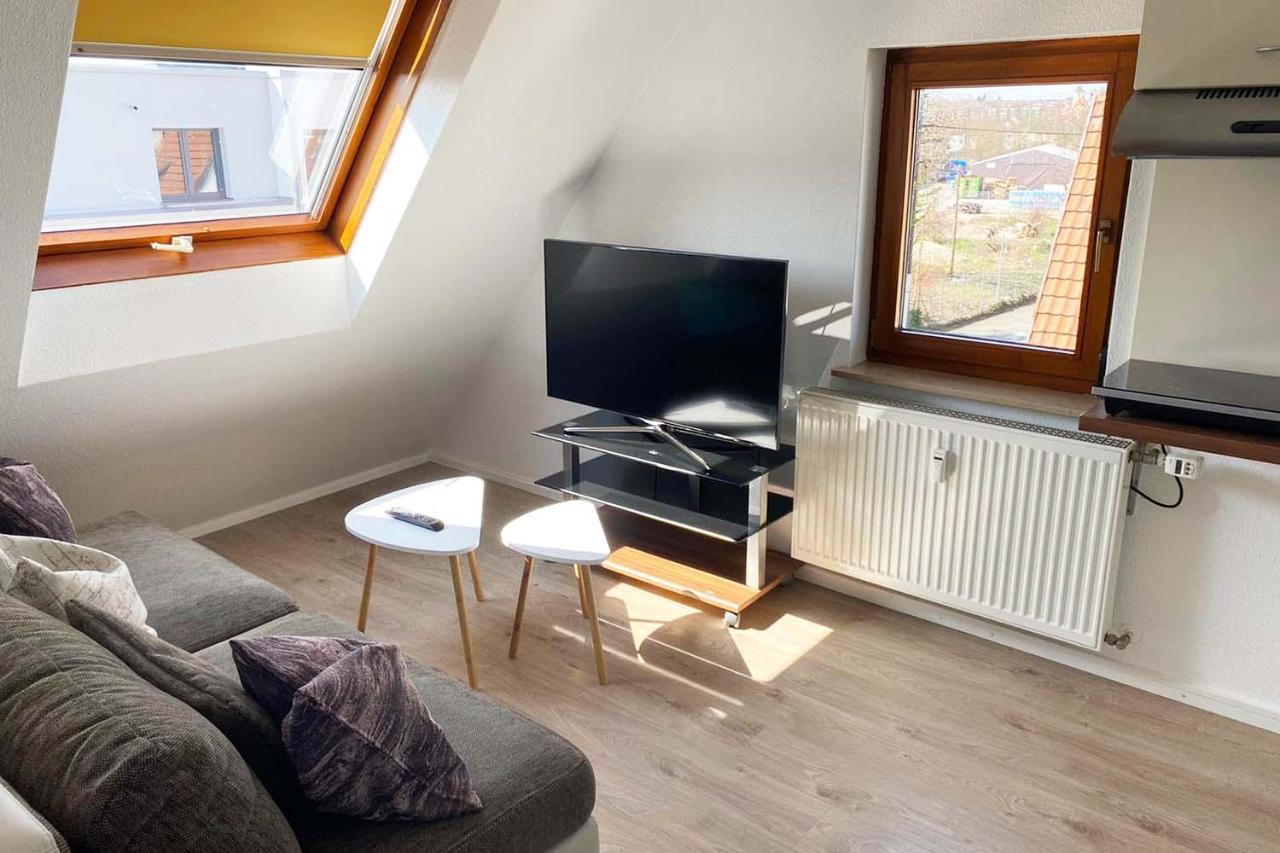 Gemuetliche 2 Zimmerwohnung Mit Tv Und Wlan Apartment *